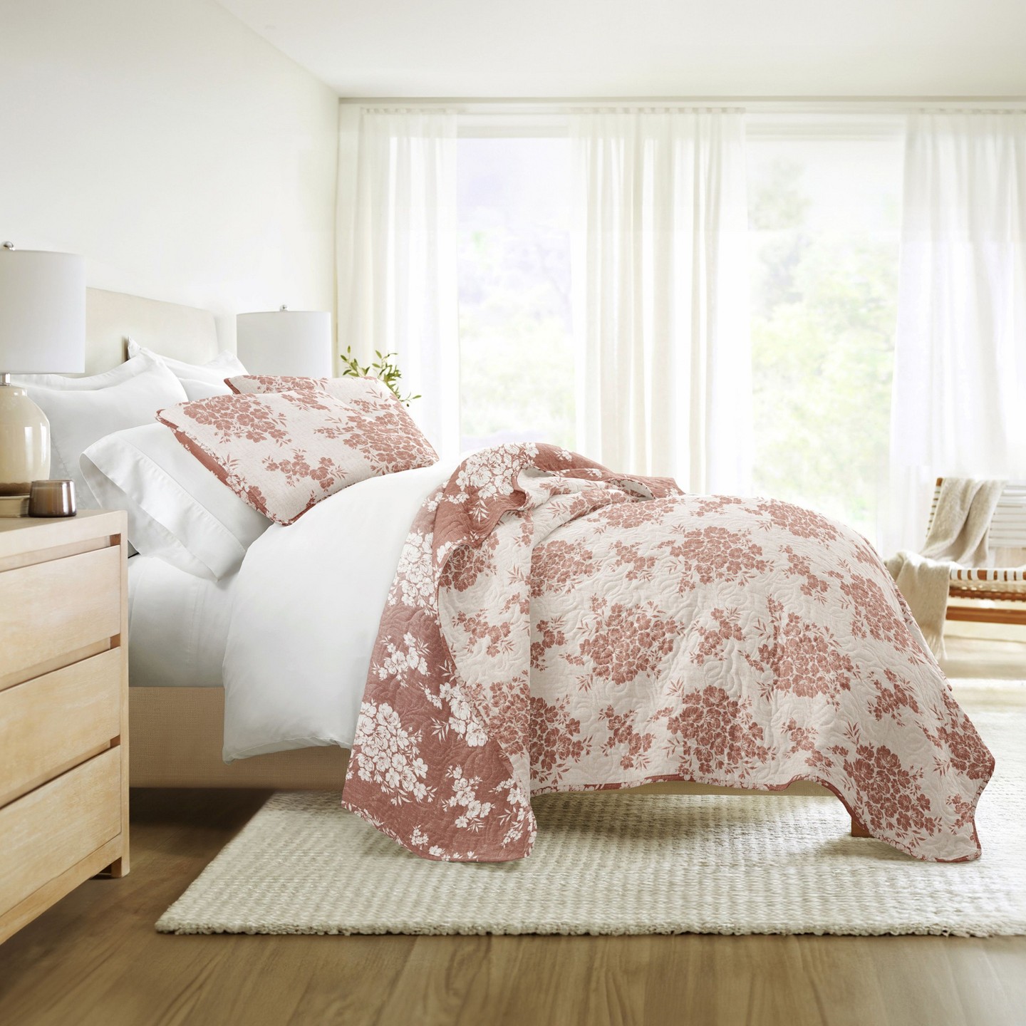 Комплект с покрывалом Becky Cameron Ultra-Soft Microfiber Quilt Set – Bedding in Distressed Bouquet Design, Distressed Bouquet Terracotta — фото 7