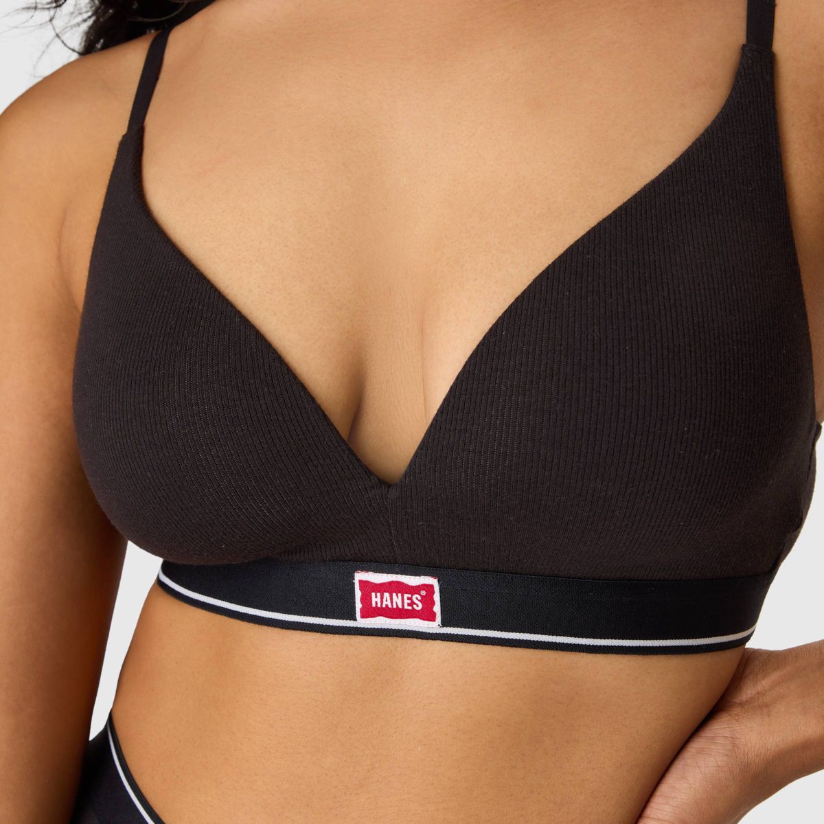 Hanes Women's Legends Wirefree Contour Bra - thumbnail 5