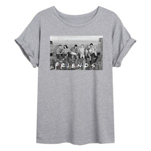 Women's - Friends - Group Photo Oversized Graphic T-Shirt - 1 of 4