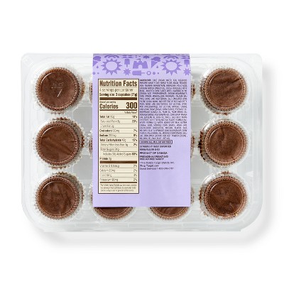 Summer Green & White Swirl Chocolate Mini Cupcakes - 10oz/12ct - Favorite Day™