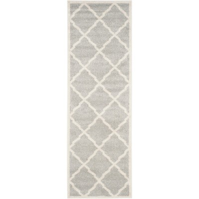 light grey/beige