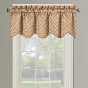 Egyptian Linens Diamond Pintuck Lined Window Valance 52"Wx17"L (Single) - 1 of 1