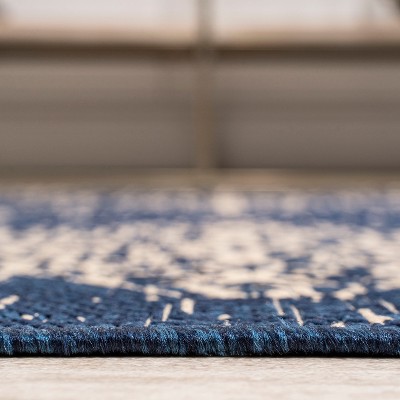 Navy/Beige Medallion 4'x6' Reversible Indoor/Outdoor Rug
