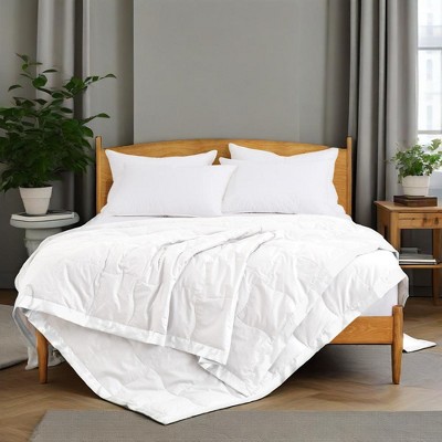 Peace Nest Ultra-Lightweight Down Blanket with Satin Trim