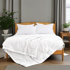 Peace Nest Ultra-Lightweight Down Blanket with Satin Trim - 1 of 4