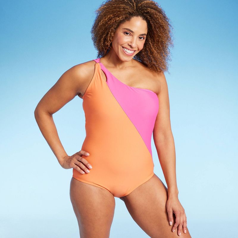Lands' End Women's UPF 50 Full Coverage Tummy Control One Shoulder One Piece Swimsuit, 3 of 5
