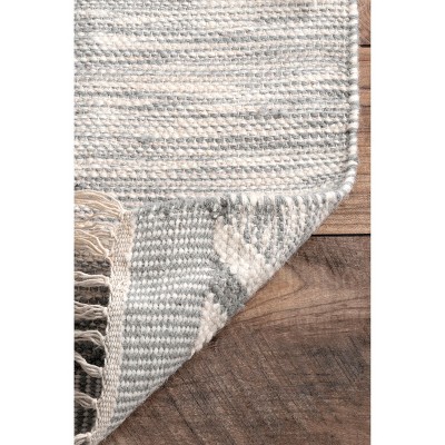 Savannah Moroccan Fringe Light Gray 5' x 8' Handmade Wool Rug