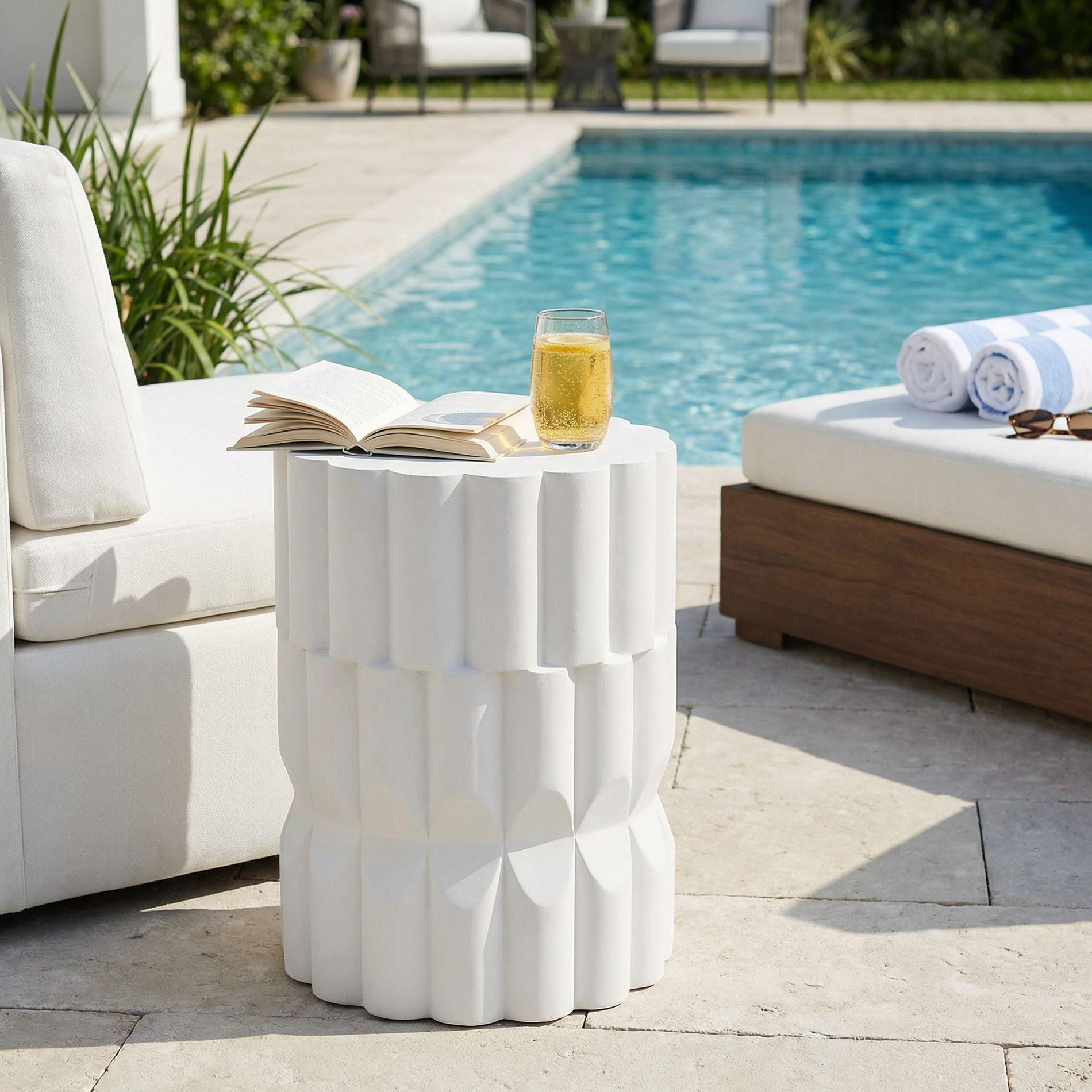 Christopher Knight Home Parul Modern Patio Lightweight Concrete Side Table, White