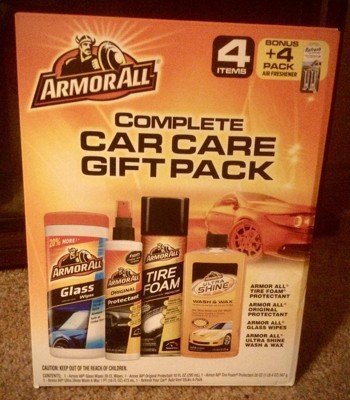 Armored Auto Group Sales Inc. Armor All Ultimate Car Detailing Kit,  Includes Car Wash, Glass Cleaner, Tire Cleaner, Microfiber Accessories