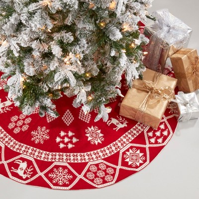 Red and White Knit Christmas Tree Skirt with Festive Patterns