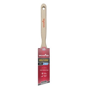 Wooster Gold Edge 1-1/2 in. Firm Semi-Oval Angle Paint Brush - 1 of 1