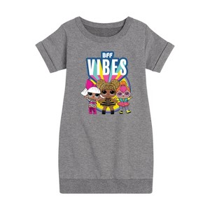 - LOL Surprise! - Bff Vibes with Queen Bee, Deva, & Neon QT Graphic Short Sleeve Fleece Dress - 1 of 3