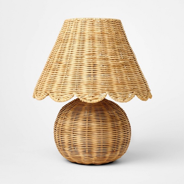 Lámpara de mesa con base tejida y pantalla tejida - Threshold™ diseñado con Studio McGee 2