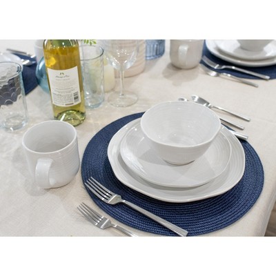 Classic White 16-Piece Ceramic Stoneware Dinnerware Set