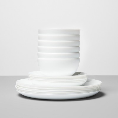 black and white plate set