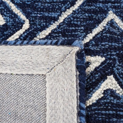 Ivory Elegance 4' x 6' Hand-Tufted Wool Area Rug