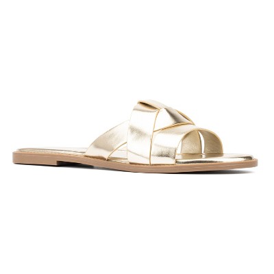 Fashion To Figure Women's Tiana Flat Sandal - Wide Width