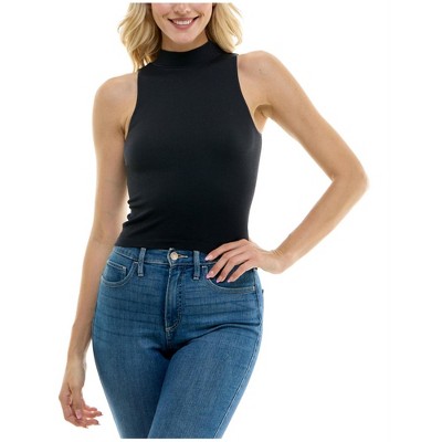 Almost Famous Womens Seamless Pullover Basic T-Shirt
