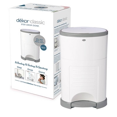 Photo 1 of *******USED *** ***OPEN BOX MAY BE MISSING HARDWARE*****

Dekor Classic Hands Free Diaper Pail - White