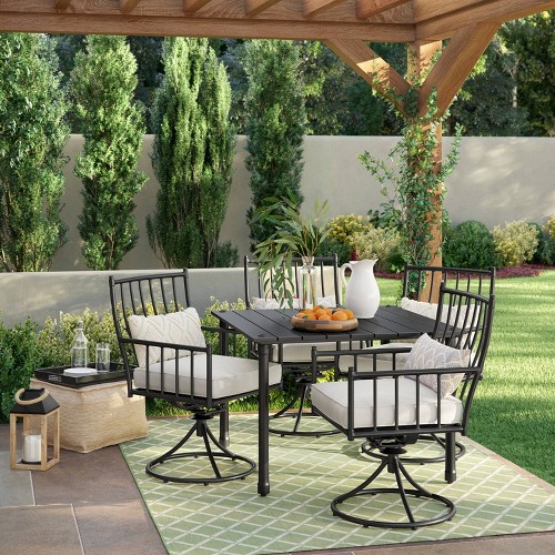 Fernhill 2024 patio set