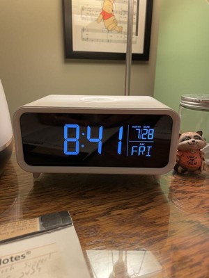 Digital Alarm Clock With Wireless Charging Cream/black - Hearth