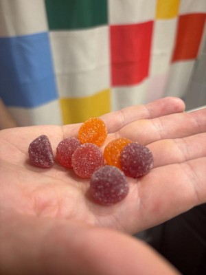 Guest review image 1 of 3, zoom in