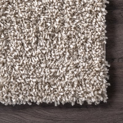 Plush Easy-Care Beige Shag Area Rug 5' x 7'