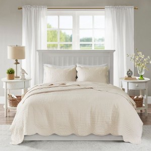 Sapphtopaz 3-Piece Reversible Scalloped Edge Quilt Set & Shams, Cottage/Country Style Queen Sheet Set (1 Quilt, 2 Pillow Shams) - 1 of 4