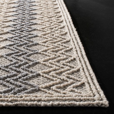 Hand-Tufted Wool Rectangular Area Rug in Gray and Off-White, 8' x 10'