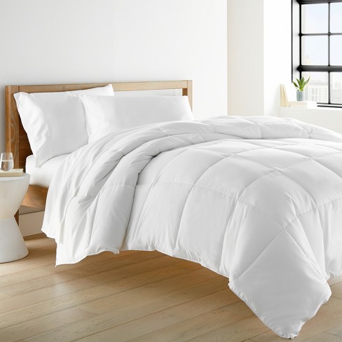 Beckham Hotel Collection Goose Down Alternative Lightweight Comforter 1600  Series, Full/queen, Pure White : Target