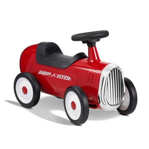 Radio Flyer 608Z Classic Style Design Steel Body Kids Little Red Roaster  with Durable Quiet Drive Rubber Tires and Fun Sound Horn