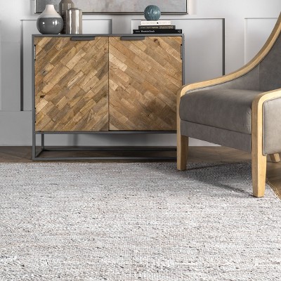 Light Gray 4' x 6' Handwoven Leather and Hemp Rug