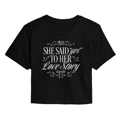 Women's - Instant Message - Yes To Her Love Story Cropped Graphic T-Shirt