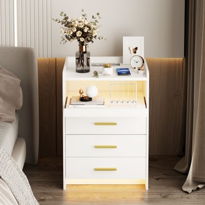 Vlsrka 3 Drawer Nightstand With Light