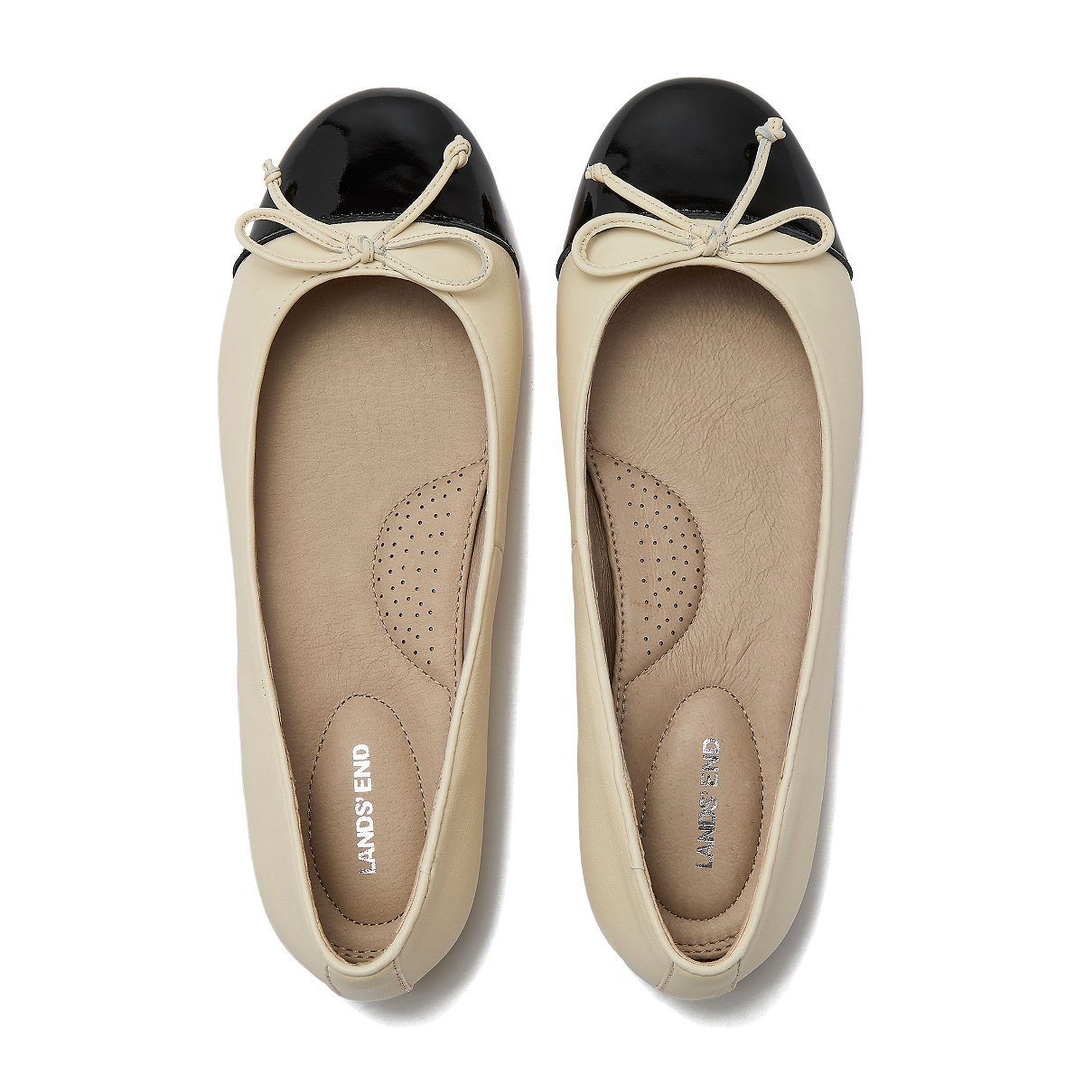 Женские кепки Lands' End Women's Essential Leather Toe Ballet Flats - 9 - Ivory/Black — фото 2