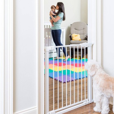 Qdos AutoClose SafeGate Baby Gate Pressure Mount - White