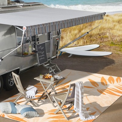 Tropical Palm Leaf Cream/Orange 4' x 6' Indoor/Outdoor Easy-Care Rug