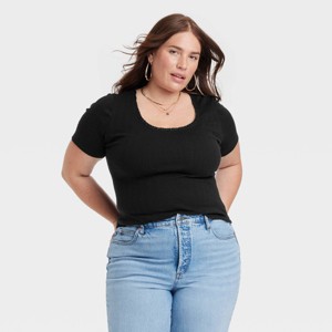 Women's Slim Fit Short Sleeve Scoop Neck T-Shirt - Universal Thread™ - 1 of 3