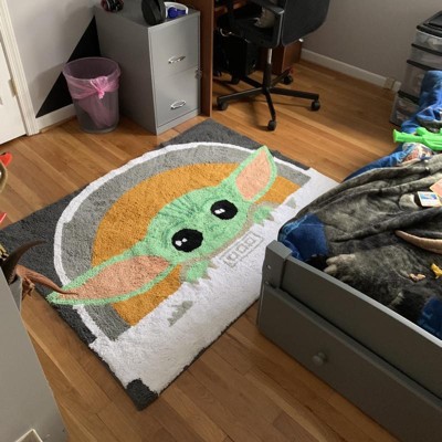  Jay Franco Star Wars The Mandalorian Blue Space Tufted  Polyester Bath Rug, Kids Bath Features Baby Yoda Grogu (Official Star Wars  Product) : Home & Kitchen