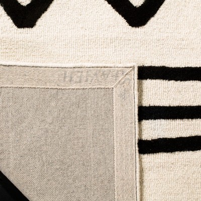 Ivory and Black Geometric Hand-Tufted Wool Rug for Kids 8' x 10'