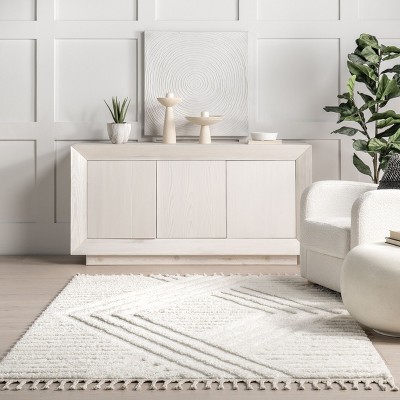 Ivory Rectangular Shag Rug with Tassels, 4' x 6'