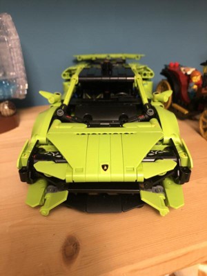 LEGO® Technic 42161 Lamborghini Huracán Tecnica, Kit de Maquette de Voiture  pour Enfants Fans de Sport Automobile