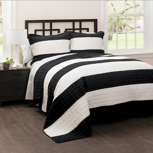 Stripe 3 Piece Quilt Set - Lush Décor - 1 of 4