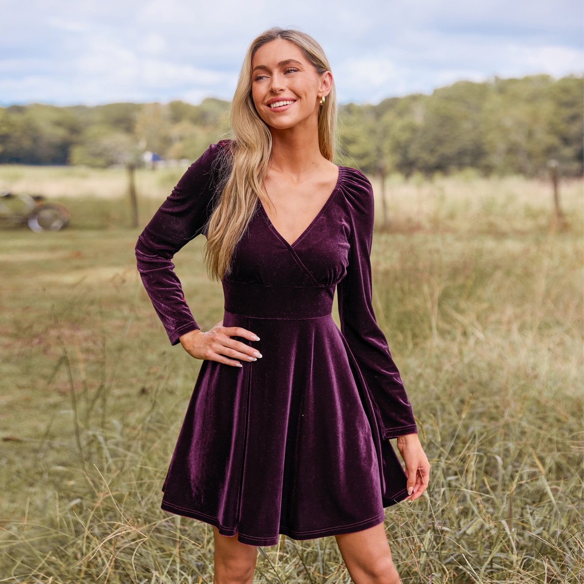Женские платья Cupshe Women's Velvet Overlap Collar Long Sleeves Mini Dress-L-Dark Purple — фото 3