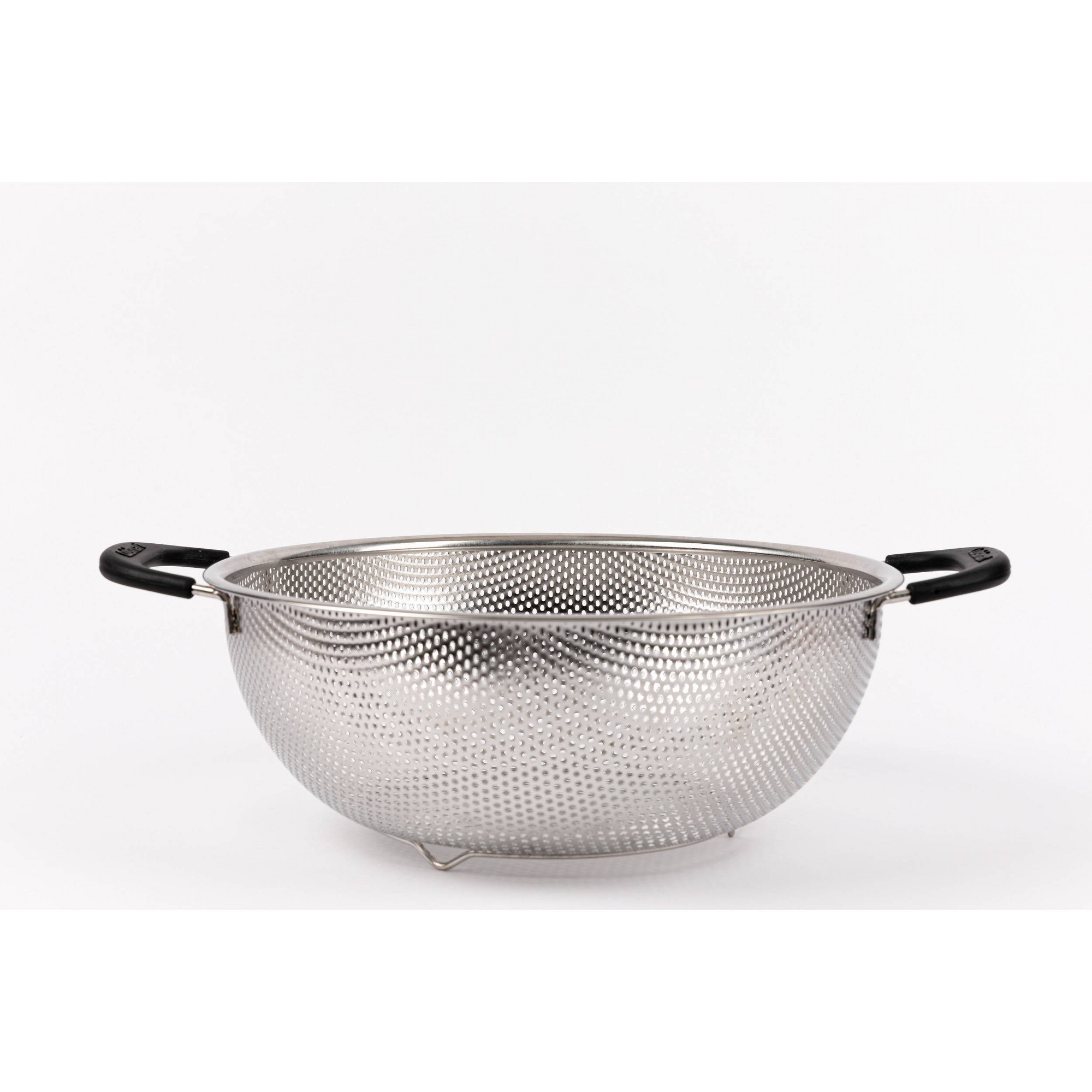 Cuisinart 5qt Hard Mesh Colander: Stainless Steel Strainer, Soft-Grip Handle, Dishwasher-Safe, Silver, 11.2" Width