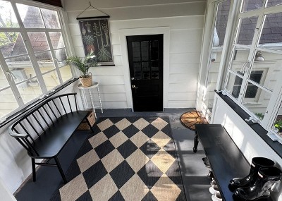 Guest review image 2 of 3, zoom in
