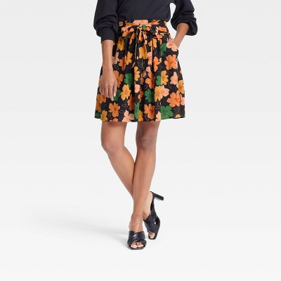 Women&#39;s Wide Belt Mini Skirt - Who What Wear&#8482; Black Floral M