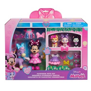 Minnie Mouse Deluxe Pampered Doll Pet Animal Figure: No Articulation Plastic Action Figures Set - 1 of 4
