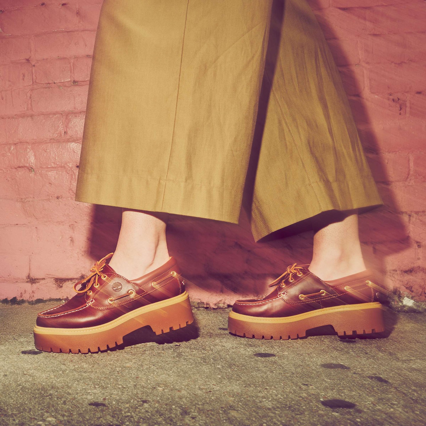 Женские туфли Timberland Stone Street Platform Boat Shoe, Root Beer — фото 8
