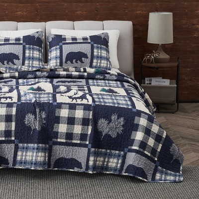 Great Bay Home Rustic Lodge All-Season Reversible Quilt Set With Shams
